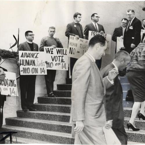 [Delegates to the California Real Estate Association convention crossing picket line]