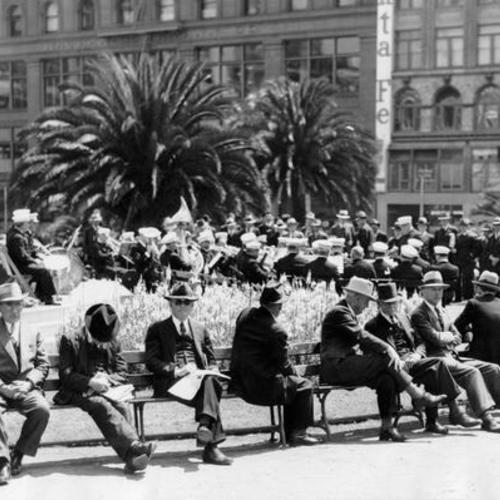 San Francisco Municipal Band gives concert in Union Square]
