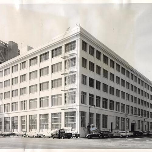 [Joseph Magnin Central Operations Building, Harrison Street at The Embarcadero]