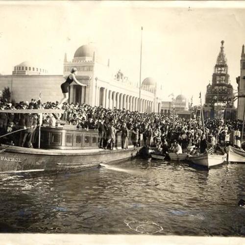 [High-diving event for Columbus Day in the Yacht Harbor, Panama-Pacific International Exposition]