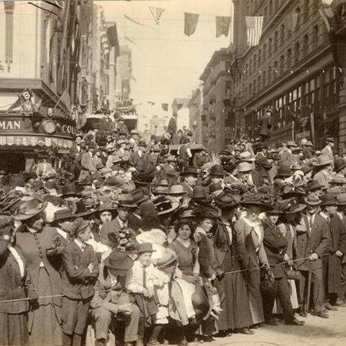 [Crowd at Powell and Market Streets, Parade from Portola Festival, October 19-23, 1909]