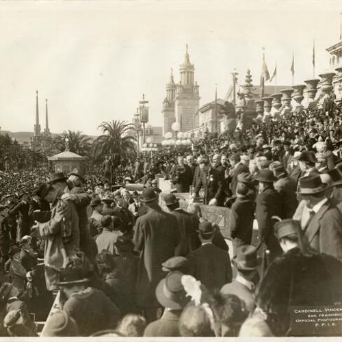 [Opening day ceremonies in front of the Tower of Jewels at the Panama-Pacific International Exposition]