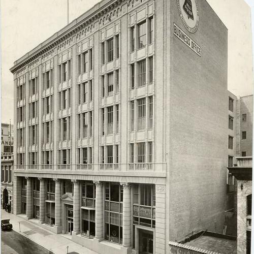 [Pacific Telephone & Telegraph Company business office]