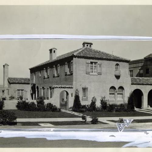 [House in the Seacliff District]