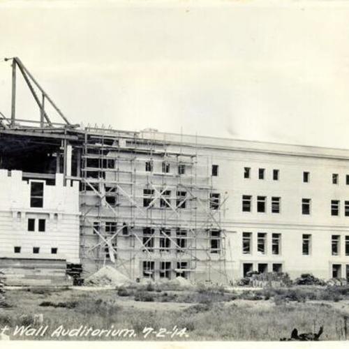 [Construction of San Francisco Civic Auditorium - west wall]