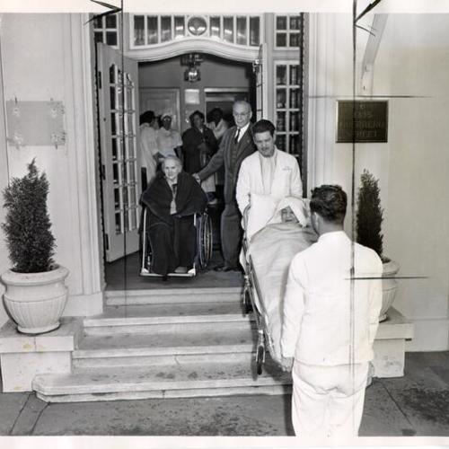 [Residents being moved out of the Hebrew Nursing Home at 1335 Guerrero Street]