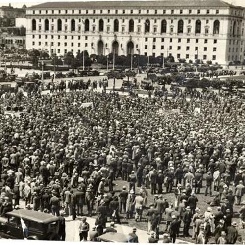 [Rally at Civic Center during the longshoremen's strike of 1934]