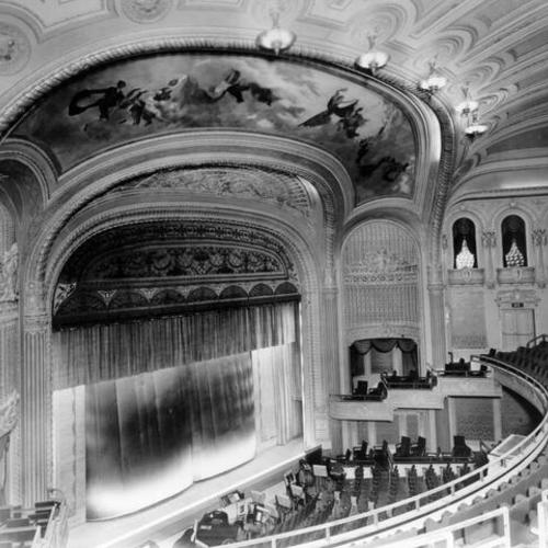 [Interior of the Warfield Theatre]