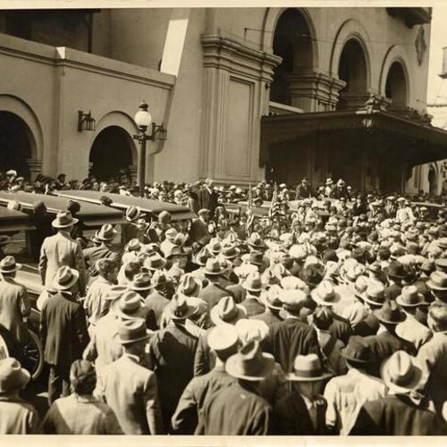 [Crowd gathered around Senator Joseph T. Robinson at the Southern Pacific Depot at 3rd and Townsend streets]