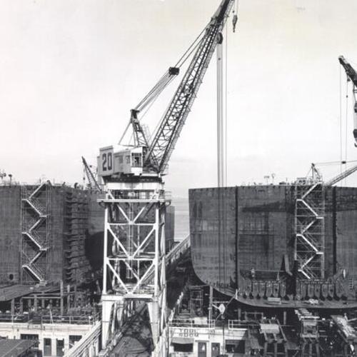 [Construction of a giant tanker at the Bethlehem Pacific Steel Corporation's San Francisco shipyard]