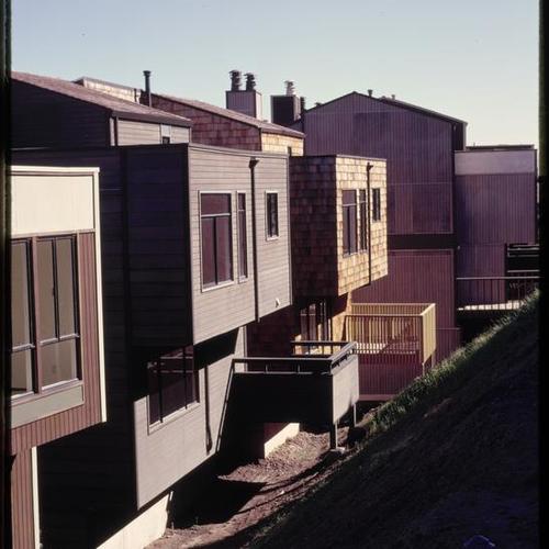 Diamond Heights apartments and townhouses construction 