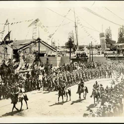 [Returning troops from Philippines at Pier 12]