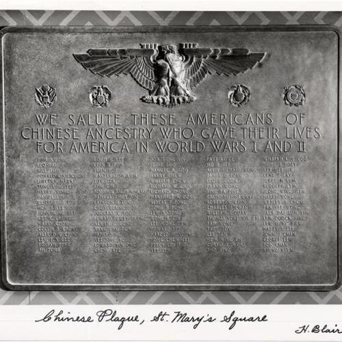 [Plaque in St. Mary's Square memorializing Chinese-Americans who lost their lives in World Wars I and II]