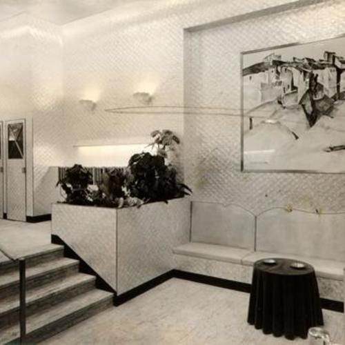 [Lobby of "Carriage Entrance" to Roos Brothers' Women's Sports Shop]