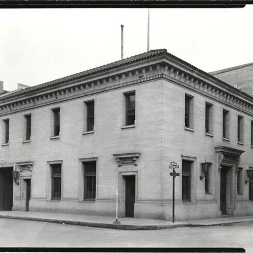 [Harbor Police Station at Commercial and Drumm streets]
