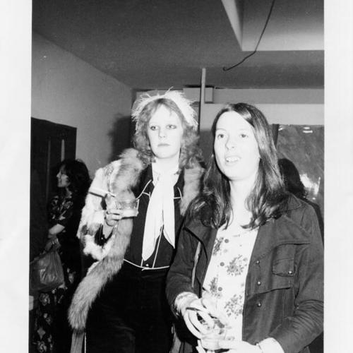 [Haight Ashbury - gallery opening party]