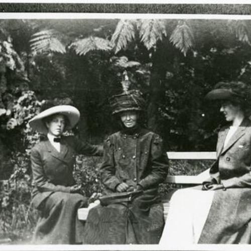 [Minnie, her mother Caroline and sister Stella in Golden Gate Park between 1911 and 1912]