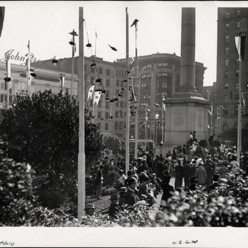 [Crowd at unknown event in Union Square]