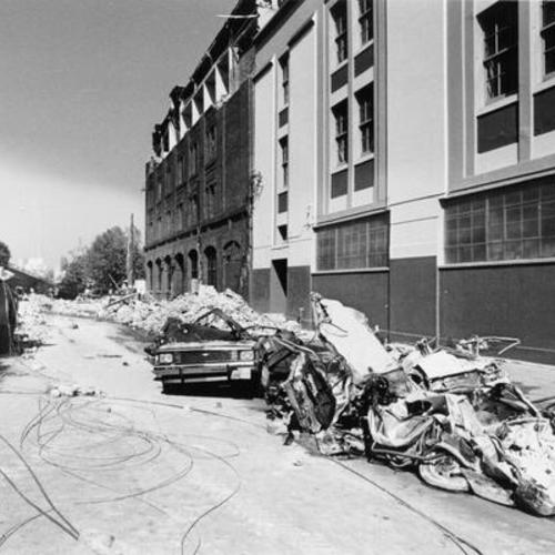 [Damage at 6th and Bluxome streets caused by the Loma Prieta earthquake]
