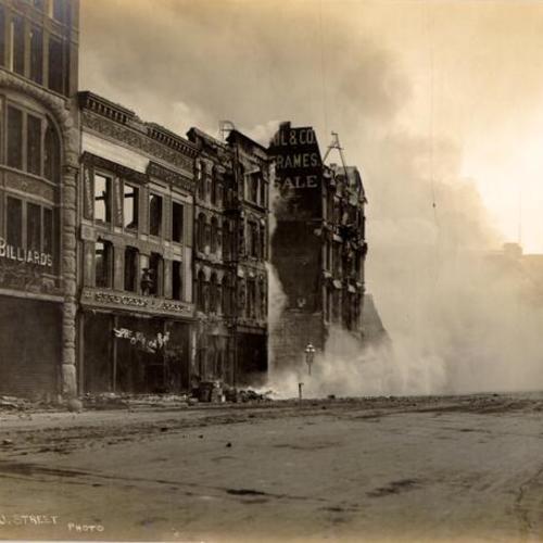 [Market Street burning between 3rd and 4th streets]
