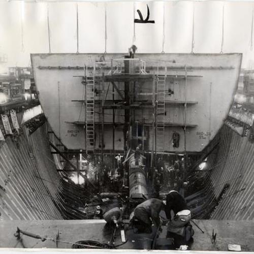 [Construction of Richmond Shipyard II, a prefabricated ship]