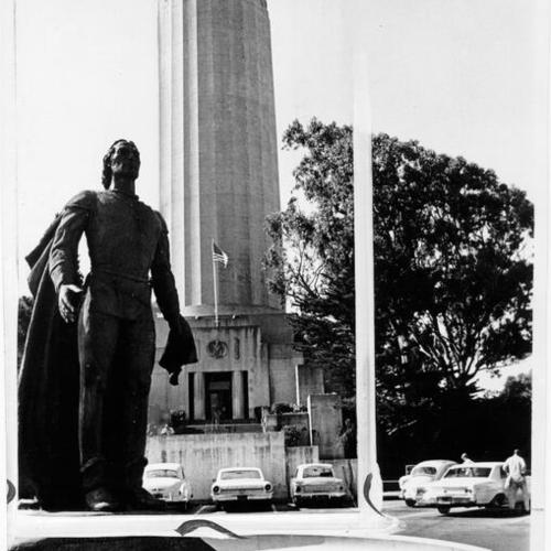 [Statue of Christopher Columbus in front of Coit Tower on Telegraph Hill]