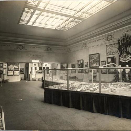 [Belgian section inside the French Pavilion at the Panama-Pacific International Exposition]
