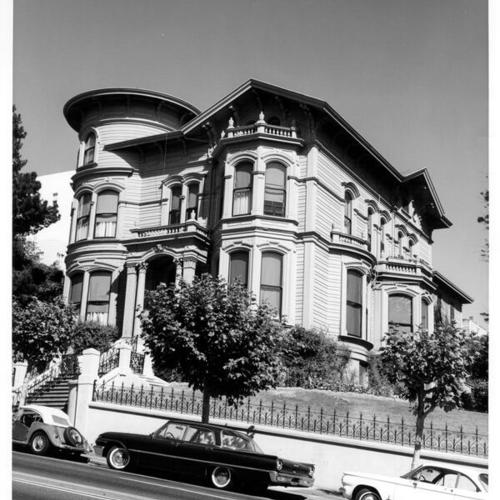 [House at 1834 California Street]