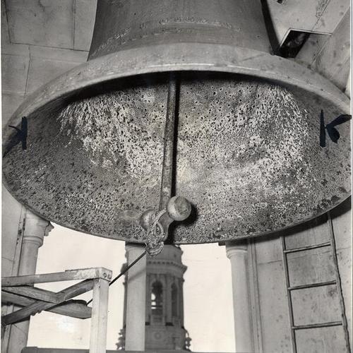 [School bell at the University of San Francisco]
