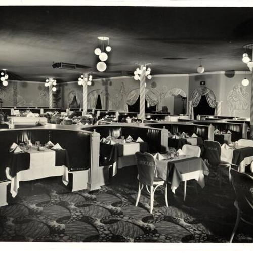[Interior of the Riviera restaurant]