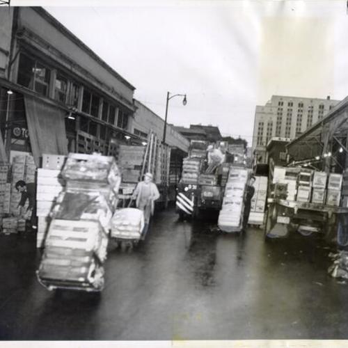 [Deliveries being made to produce markets at Washington and Davis streets]