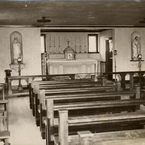 [Temporary chapel for San Francisco College for Women]