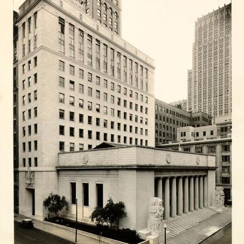 [Stock Exchange located at Pine and Sansome street]