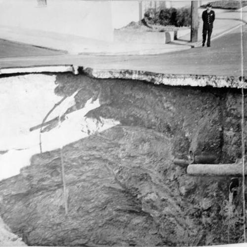 [Widening crater on southern half of Missouri Street between 19th and 20th streets]