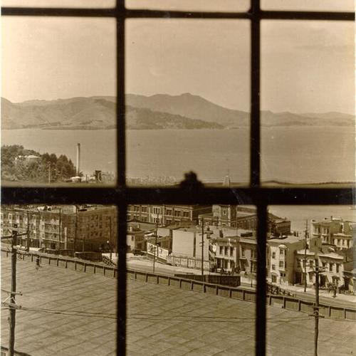 [View of San Francisco Bay from the Humphrey house at Chestnut and Hyde streets]