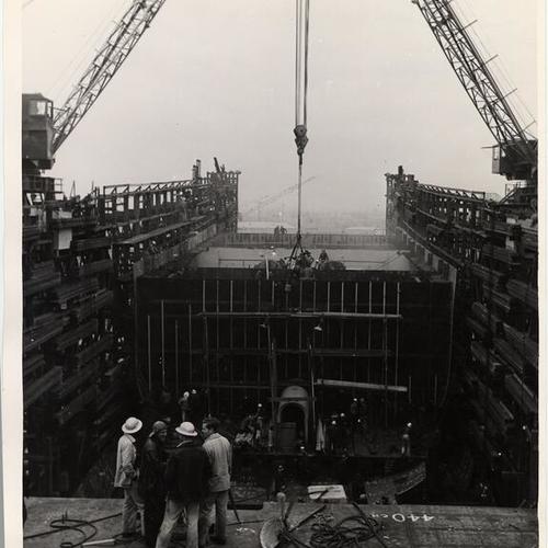 [Construction of pre-fabricated ship "Richmond Shipyard Number Two"]