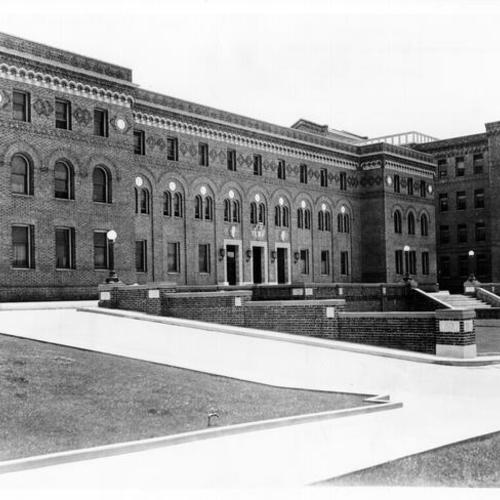 [Exterior view of San Francisco General Hospital administration building looking South East]