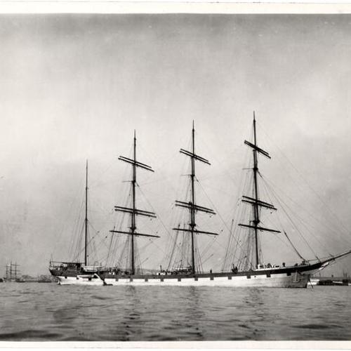 [Sailing ship "Inverness-Shire"]