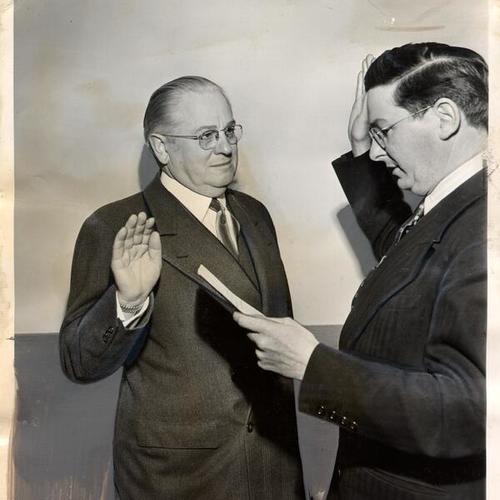 [Elmer E. Robinson being sworn in as mayor of San Francisco]