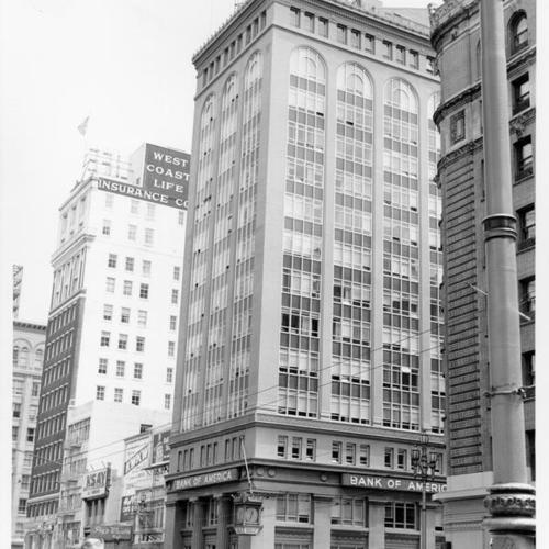 [Bank of America branch at Market and New Montgomery streets]