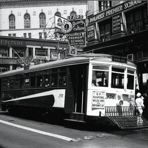 [Fifth and Market streets looking north at #25 line car 276 at terminus]