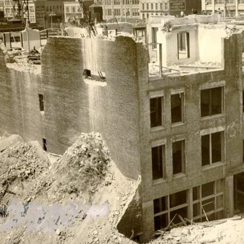 [Demolition of the Gantner and Mattern Company building located at 1st and Mission Street]
