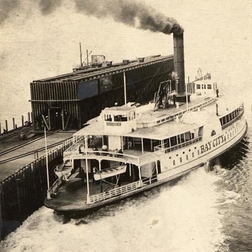 [Ferryboat "Bay City" leaving pier]