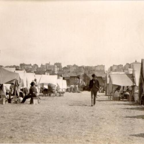 [Lobos Square Refugee Camp]