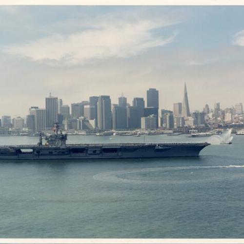 [Aircraft carrier U.S.S. Carl Vinson leaving San Francisco Bay]