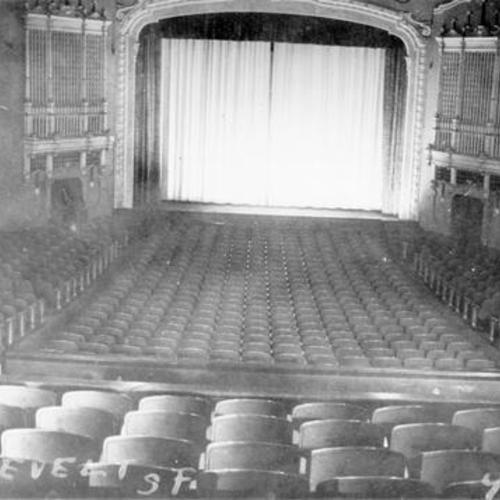 [Interior of the Roosevelt Theater]