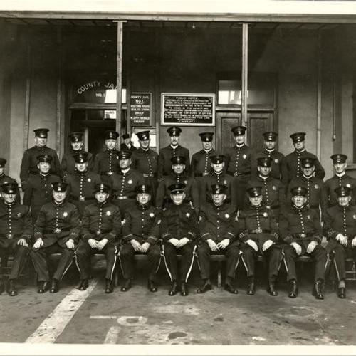[Group photo of police officers at Central Police Station]