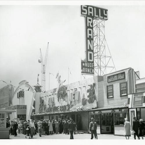 [Crowd in front of Sally Rand Nude Ranch, Golden Gate International Exposition on Treasure Island]