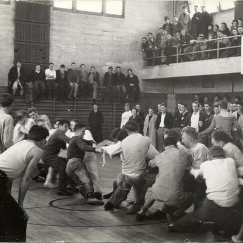 [Tug of war competition at San Francisco Junior College]