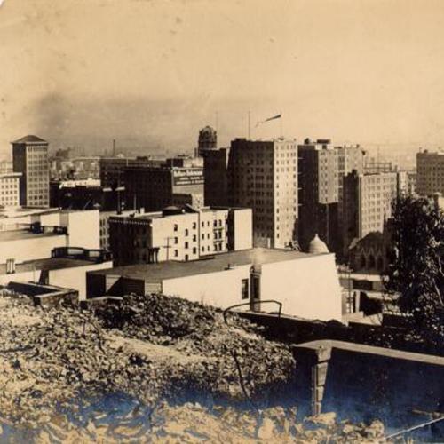 [View of San Francisco, looking southwest from California Street, east of Jones]